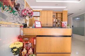 RedDoorz Plus @ Tran Hung Dao Street 2