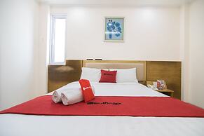 RedDoorz Plus @ Tran Hung Dao Street 2
