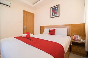 RedDoorz Plus @ Tran Hung Dao Street 2