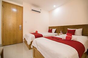 RedDoorz Plus @ Tran Hung Dao Street 2