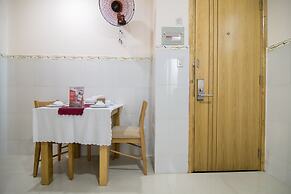 RedDoorz Plus @ Tran Hung Dao Street 2