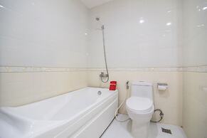 RedDoorz Plus @ Tran Hung Dao Street 2