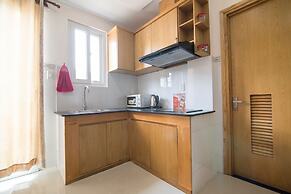 RedDoorz Plus @ Tran Hung Dao Street 2