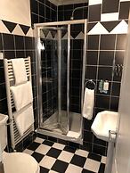 The Glenerne Guest House