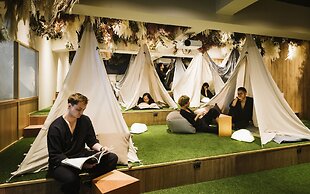 Theater Zzz - Hostel