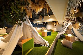 Theater Zzz - Hostel