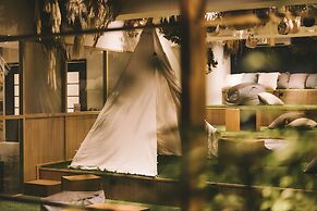 Theater Zzz - Hostel