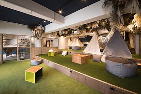 Theater Zzz - Hostel