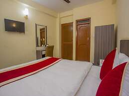 OYO 297 Hotel Aayam