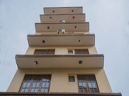 OYO 297 Hotel Aayam