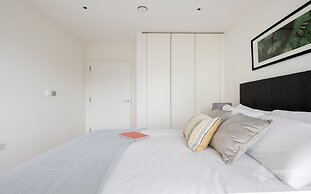 Platinum Apartment next to O2 Arena