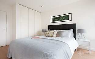 Platinum Apartment next to O2 Arena