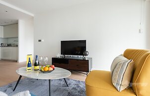 Platinum Apartment next to O2 Arena