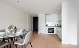 Platinum Apartment next to O2 Arena