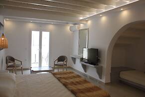 Nicolaus Club Prime Naxian