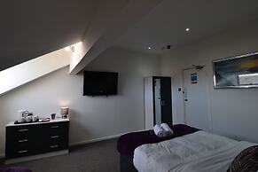 Hotel 33