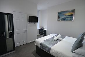 Hotel 33