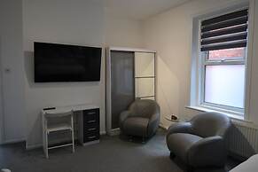 Hotel 33