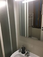 All You Need Is Rome Guesthouse