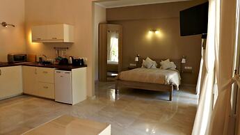 Galini beach studios