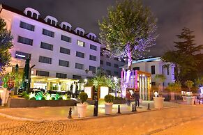 Vogue Hotel Supreme Istanbul