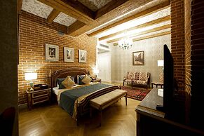 Sapphire Bayil Hotel