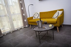 Pjazza Suites Boutique Hotel