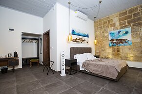 Pjazza Suites Boutique Hotel