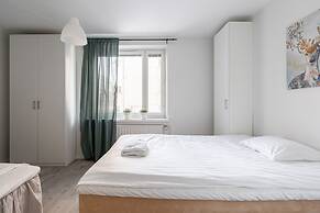 2ndhomes Spacious Center Apt. Iso Verka