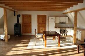 Ferienwohnungen im Bauernhaus am Fluss