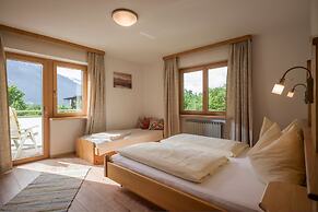 Ferienhaus Stoanerhof