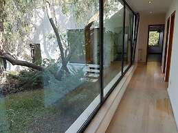 Aroeira Paradise Villa by Host-Point