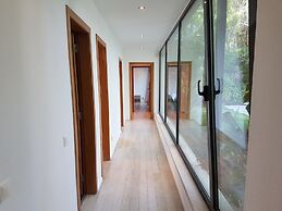 Aroeira Paradise Villa by Host-Point