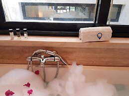 Aroeira Paradise Villa by Host-Point