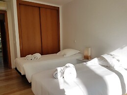 Aroeira Paradise Villa by Host-Point