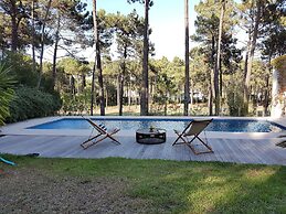 Aroeira Paradise Villa by Host-Point