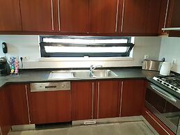 Aroeira Paradise Villa by Host-Point