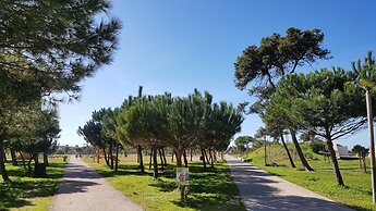 Caparica Cliff View by Host-Point