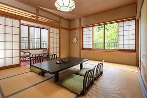 Shima Onsen Kotobukiya Ryokan