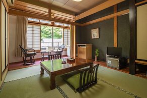 Shima Onsen Kotobukiya Ryokan