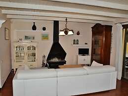 Casa Torresimona Adoración