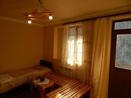 Arami Guesthouse