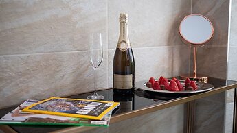 Elixir Luxury Rooms - in the old town