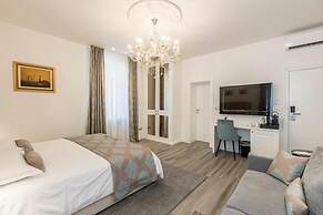 Elixir Luxury Rooms - in the old town