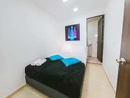 Amplio Apt Circunvalar By Parceros Group