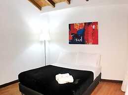 Amplio Apt Circunvalar By Parceros Group