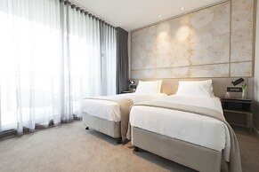 One Global Resorts Green Square