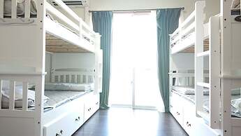 Yenn's Marina Inn Zamami Condominium