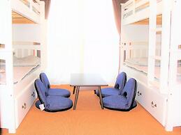 Yenn's Marina Inn Zamami Condominium