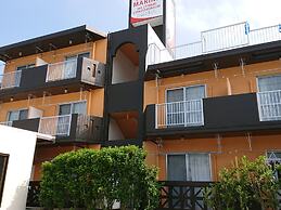 Yenn's Marina Inn Zamami Condominium